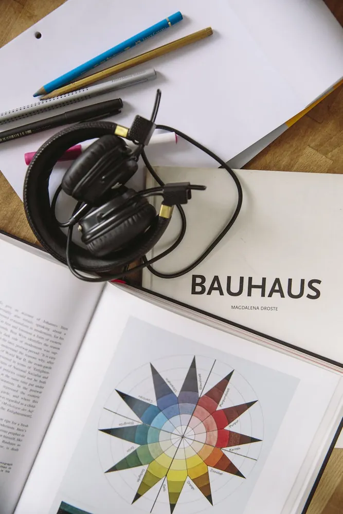 Maximizing Educational Outcomes with Mind Mapping Tools in Classrooms