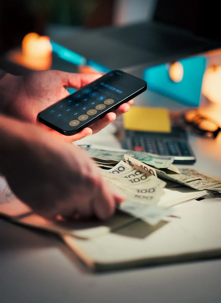 Pros and Cons of Using Mint and YNAB for Budget Management